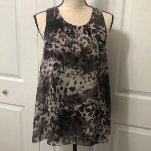 NWT Vince Camuto Women’s Scoop Neck Tank, Large, Brown/Black/Cream Animal Print